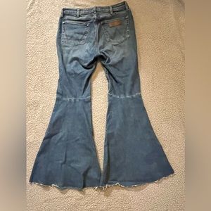 Wrangler “Vintage” Flare Jeans Dark Wash